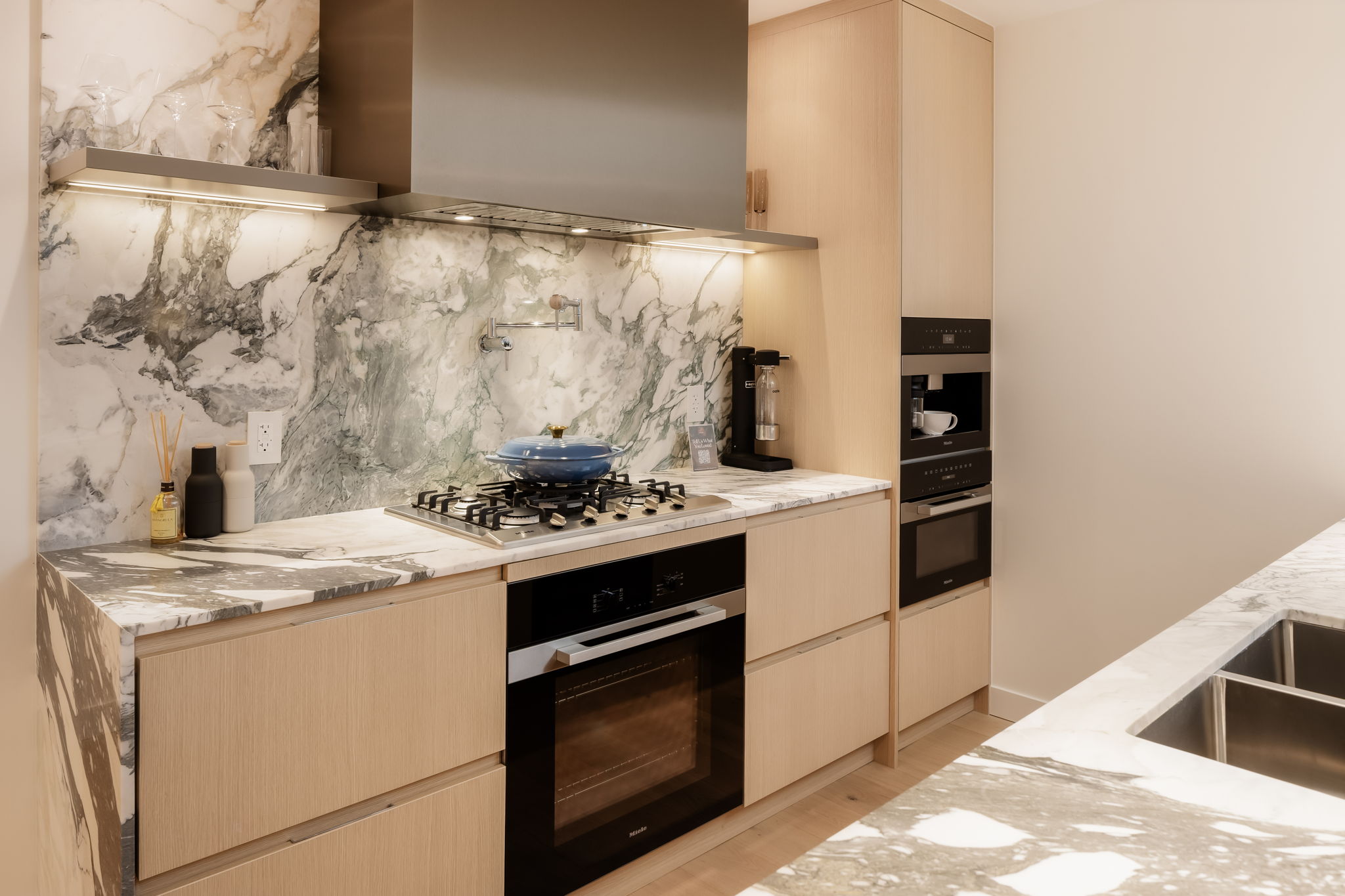 Statement kitchen at Ashleigh Oakridge