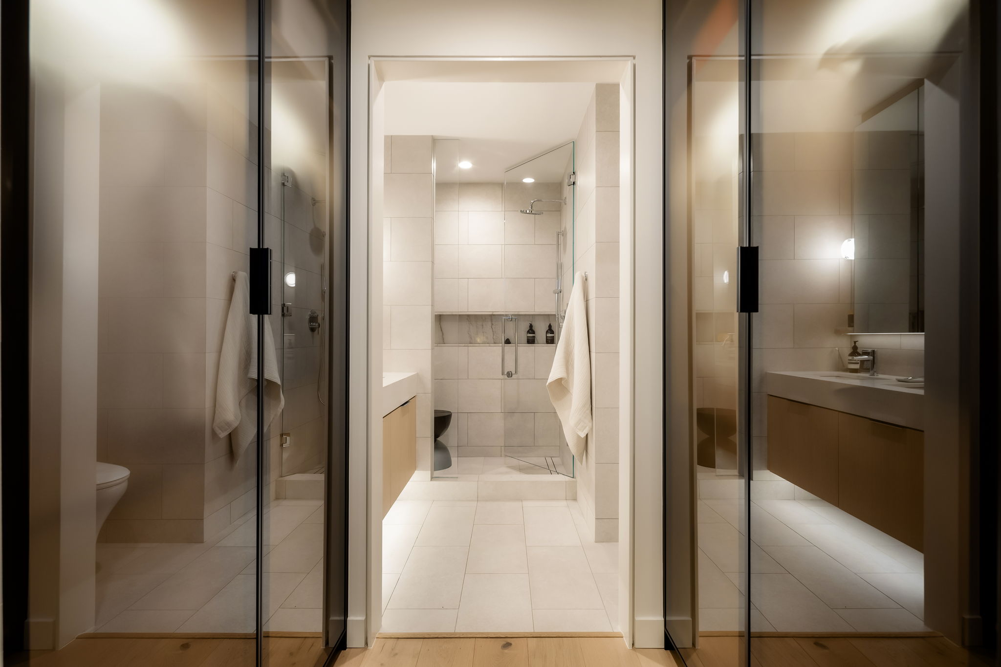 Ashleigh Oakridge's spa-style bathroom